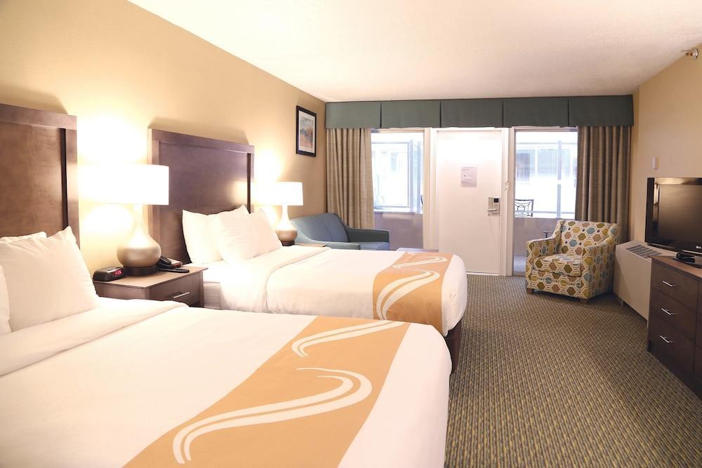 Quality Inn Oceanfront Ошен Сити Экстерьер фото