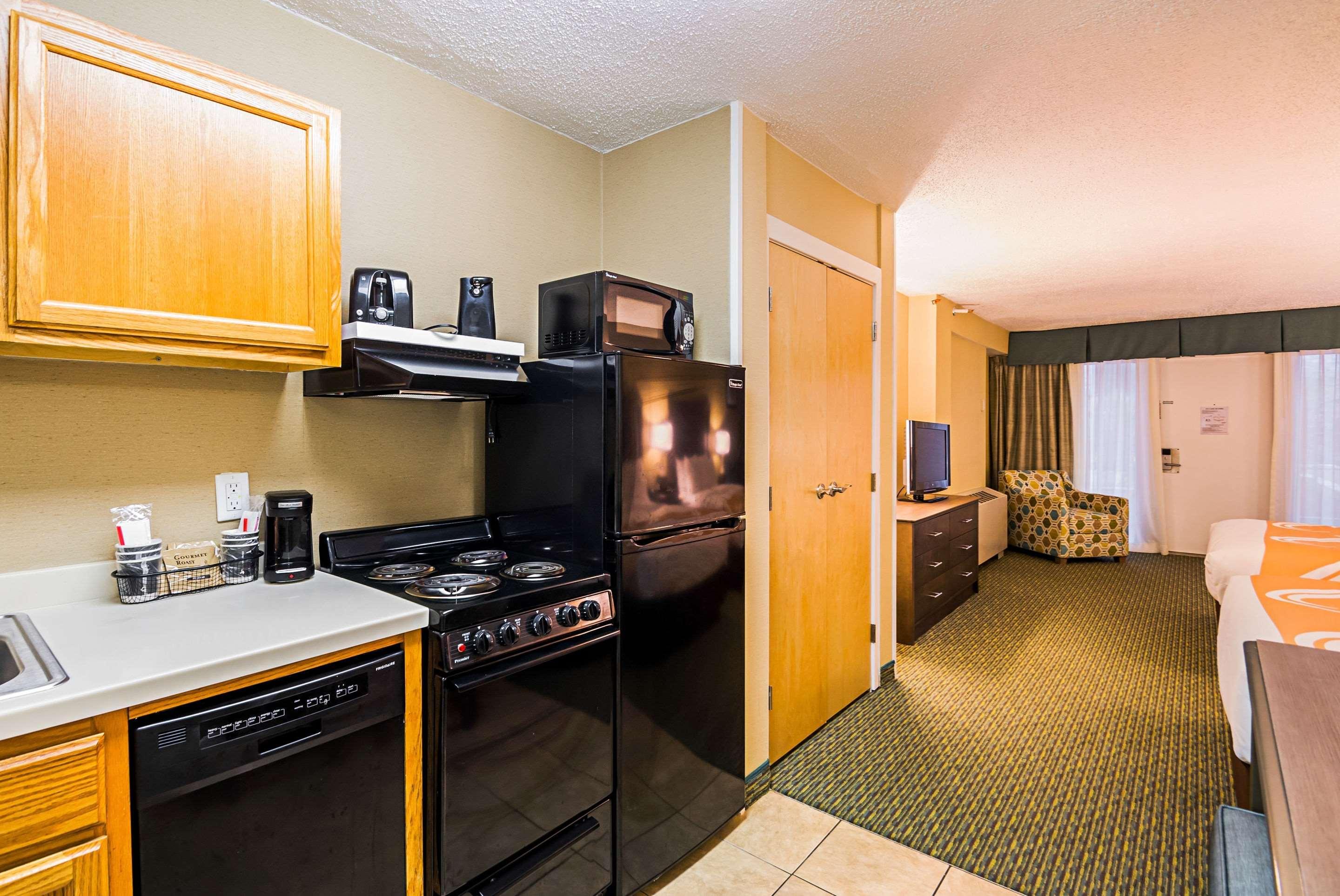 Quality Inn Oceanfront Ошен Сити Экстерьер фото