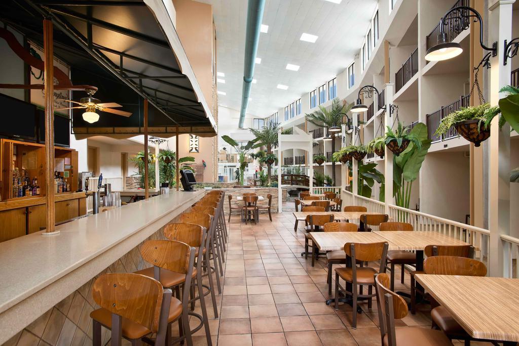 Quality Inn Oceanfront Ошен Сити Экстерьер фото