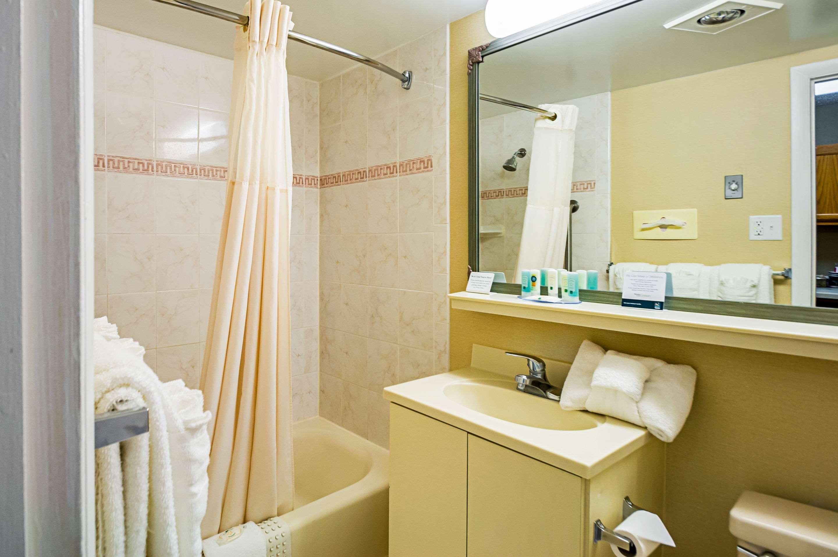 Quality Inn Oceanfront Ошен Сити Экстерьер фото