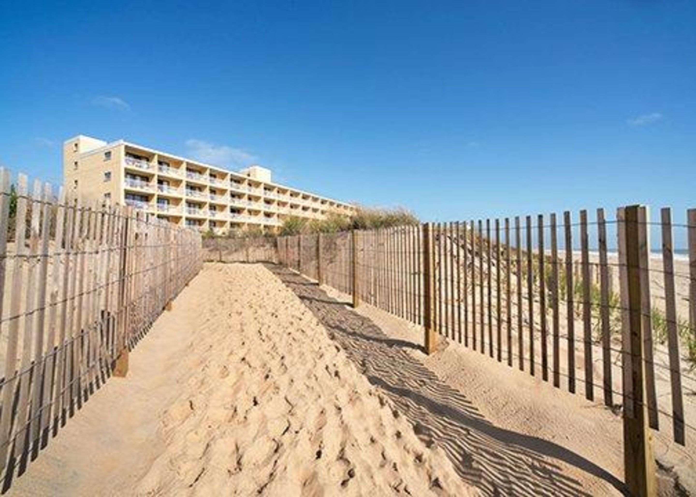 Quality Inn Oceanfront Ошен Сити Экстерьер фото