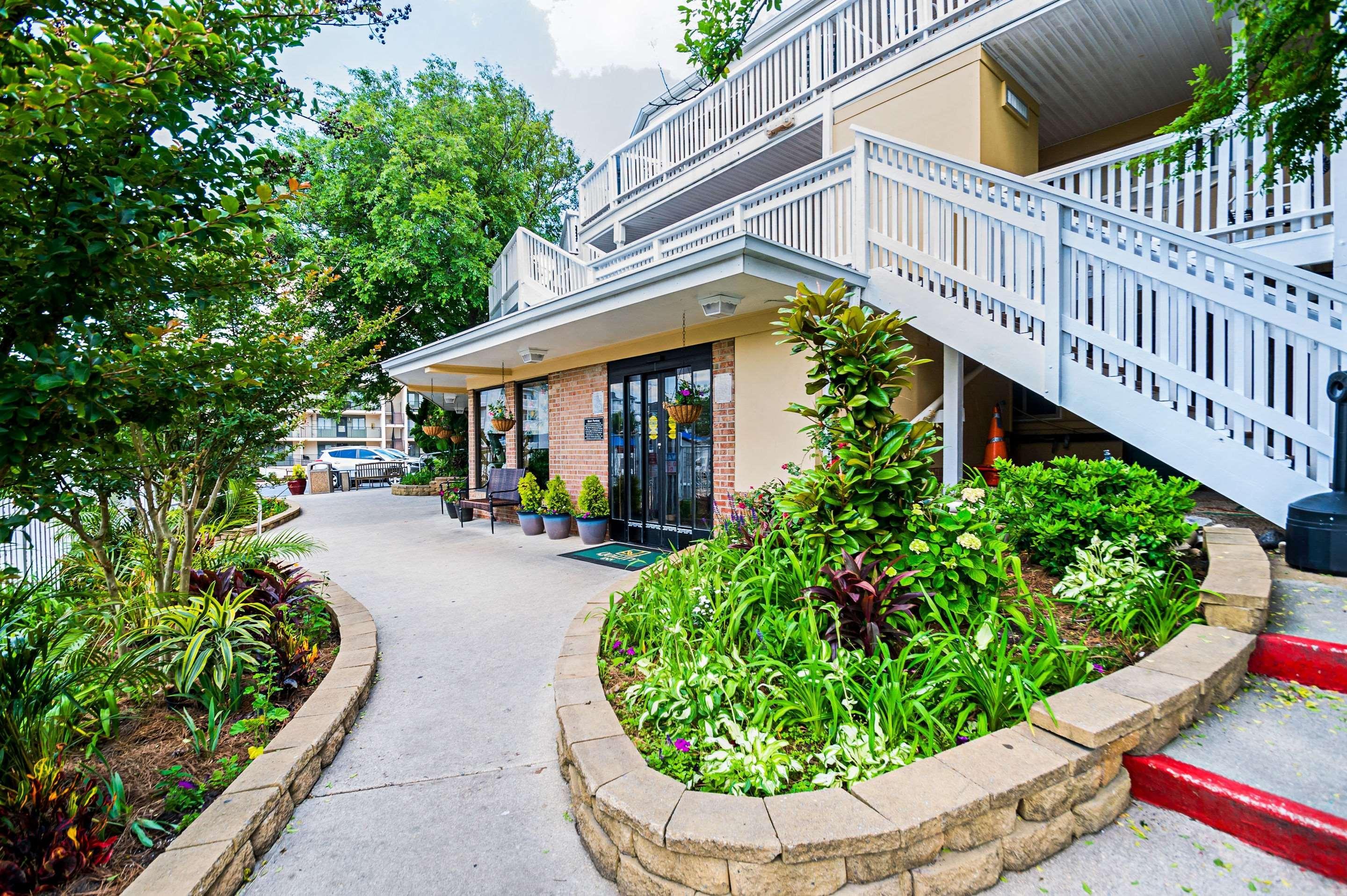 Quality Inn Oceanfront Ошен Сити Экстерьер фото